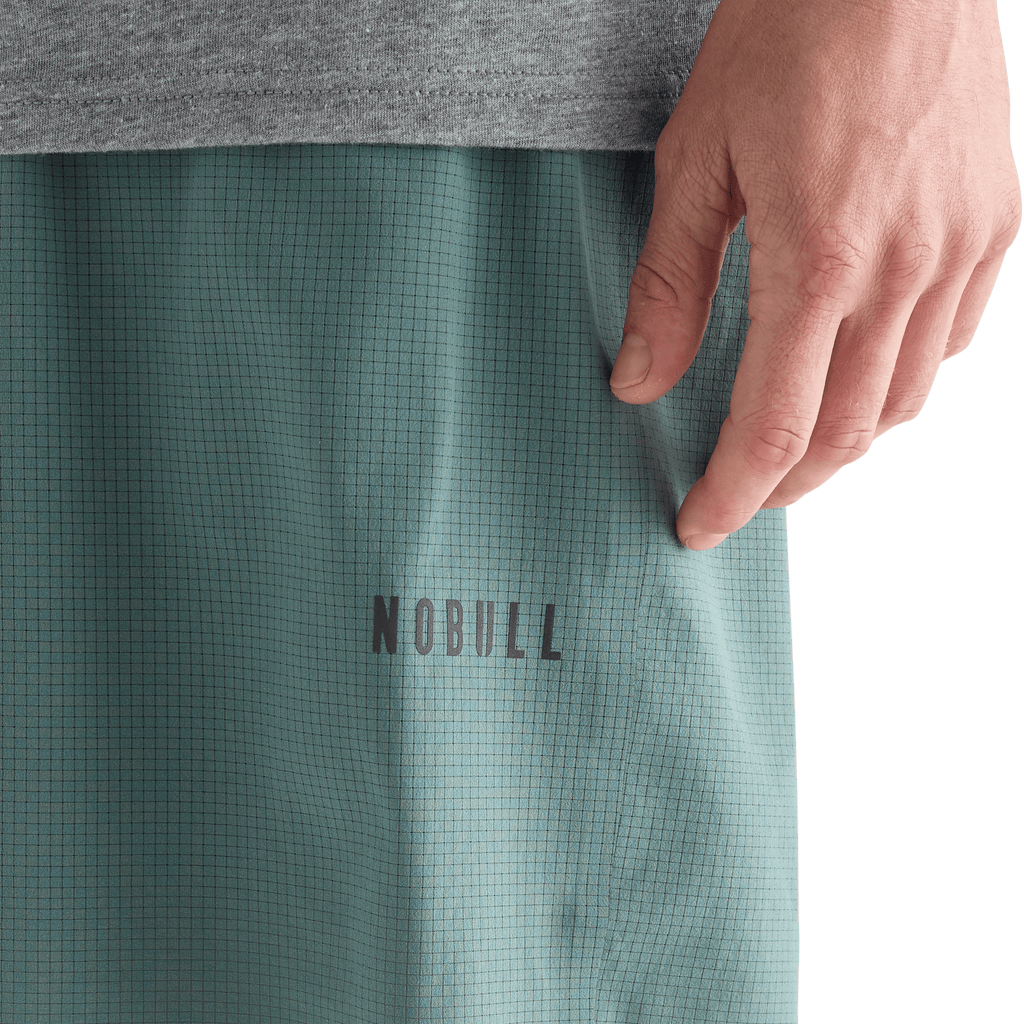 Men's Light Lined Short 7